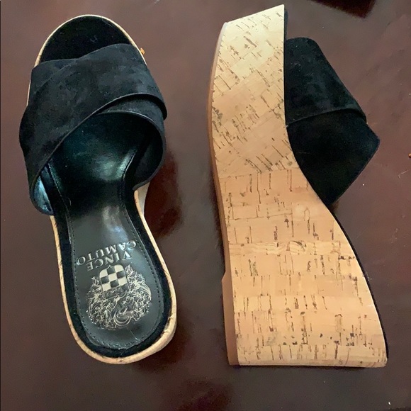 Vince Camuto platform shoes - Picture 2 of 4